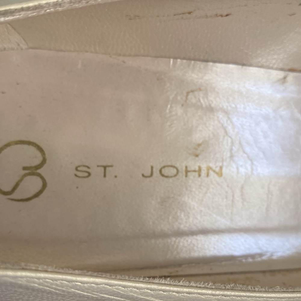 ST. JOHN CREAM CLASSIC PUMPS SIZE 9 🌟EUC🌟 - Picture 10 of 16
